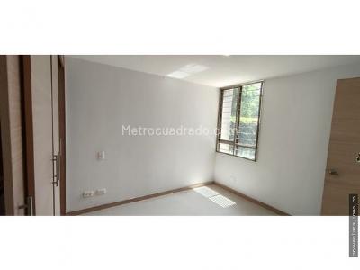 Apartamento de 3 alcobas en venta en Sabaneta, Sabaneta, 74 m² · foto 3 de 9