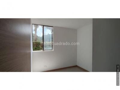 Apartamento de 3 alcobas en venta en Sabaneta, Sabaneta, 74 m² · foto 5 de 9