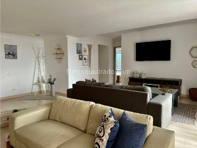Apartamento de 4 alcobas en arriendo en El Poblado, Medellín, 170 m² · foto 8 de 15