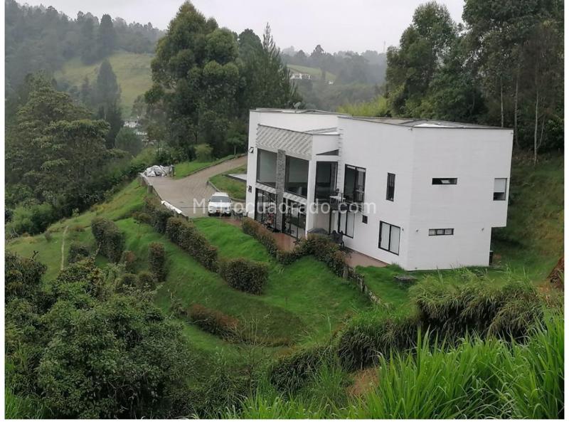 Casa – Envigado - Más