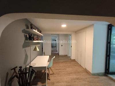 Apartamento de 4 alcobas en venta en El Poblado, Medellín, 154 m² · foto 4 de 20