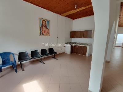 Casa de 5 alcobas en venta en Prado, Medellín, 220 m² · foto 5 de 7