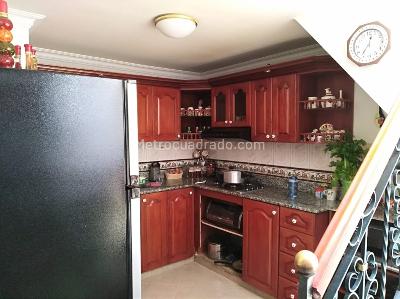 Casa de 4 alcobas en venta en La Navarra, Bello, 104 m² · foto 2 de 14