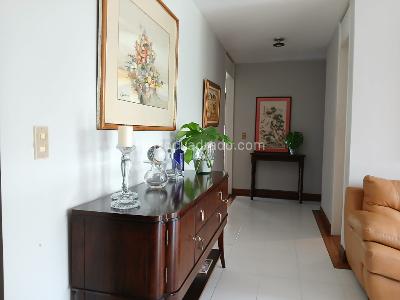 Apartamento de 2 alcobas en venta en Los Balsos, Medellín, 174 m² · foto 5 de 12