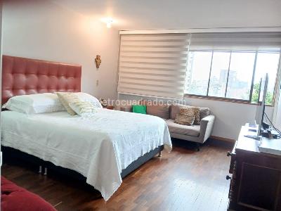 Apartamento de 2 alcobas en venta en Los Balsos, Medellín, 174 m² · foto 7 de 12