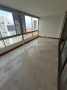 Apartamento en venta en El Poblado, Medellín · foto 6 de 20