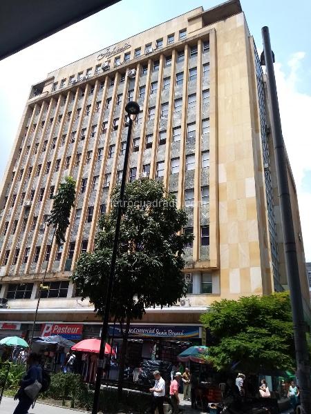 Local Comercial en Arriendo, Centro, Medellín, Medellín