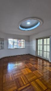 Casa de 5 alcobas en arriendo en Prado Centro, Medellín, 698 m² · foto 6 de 20