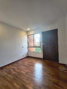 Apartamento de 3 alcobas en arriendo en El Diamante No. 2, Medellín, 162 m² · foto 11 de 18
