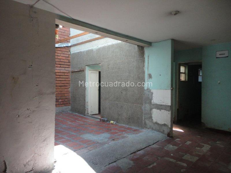 Casa Comercial en Arriendo en Belén (Lista para Bodega) - 9