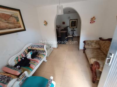 Apartamento en venta en San Javier, Medellín · foto 2 de 6