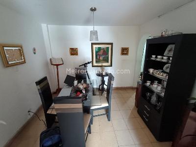 Apartamento en venta en San Javier, Medellín · foto 3 de 6