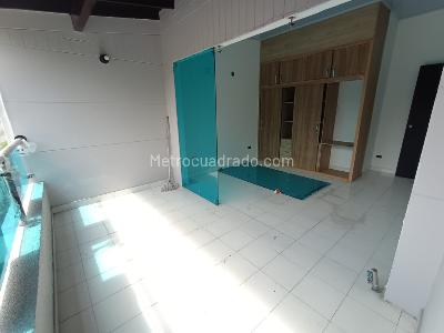 Casa de 5 alcobas en arriendo en Nutibara, Medellín, 360 m² · foto 5 de 20