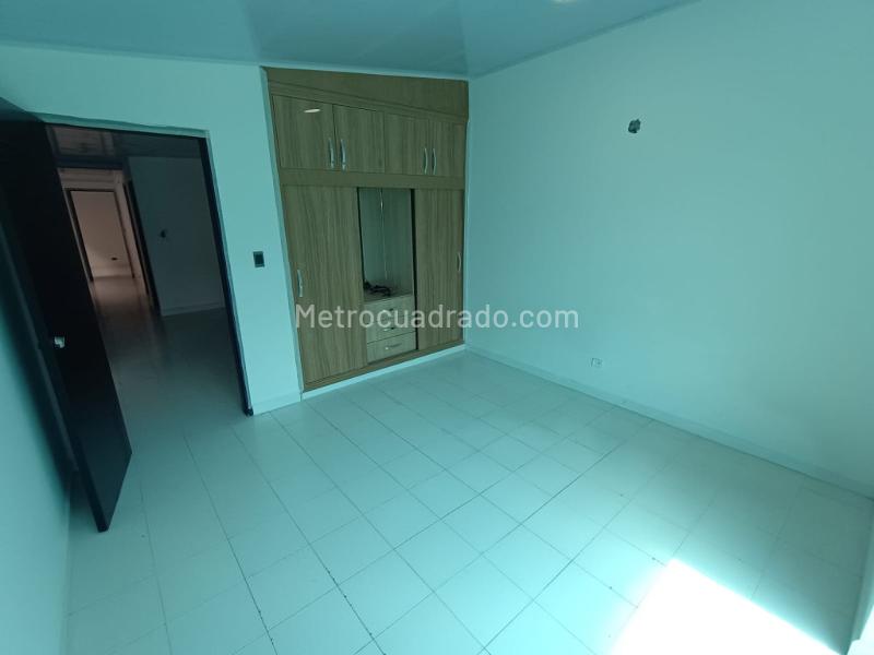 Casa elegante de 5 Alcobas en Nutibara - 7