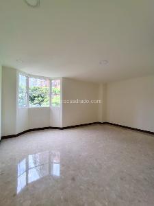 Apartamento en venta en El Poblado, Medellín · foto 13 de 20