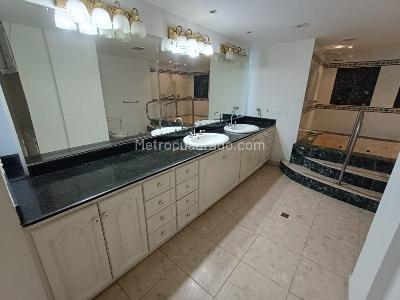 Apartamento de 3 alcobas en venta en Patio Bonito, Medellín, 175 m² · foto 6 de 17