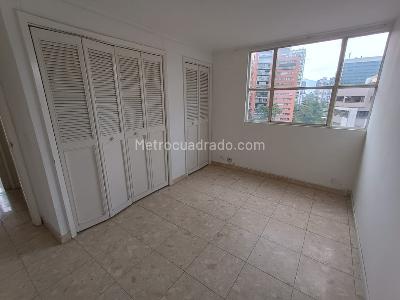 Apartamento de 3 alcobas en venta en Patio Bonito, Medellín, 175 m² · foto 12 de 17