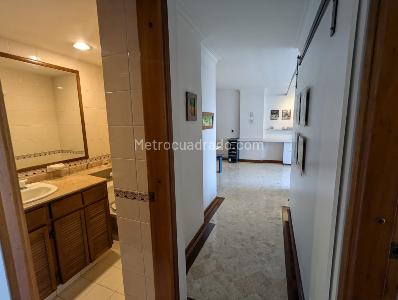 Apartamento de 3 alcobas en arriendo en El Poblado, Medellín, 130 m² · foto 8 de 20