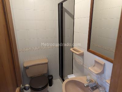 Apartamento de 3 alcobas en arriendo en El Poblado, Medellín, 130 m² · foto 15 de 20