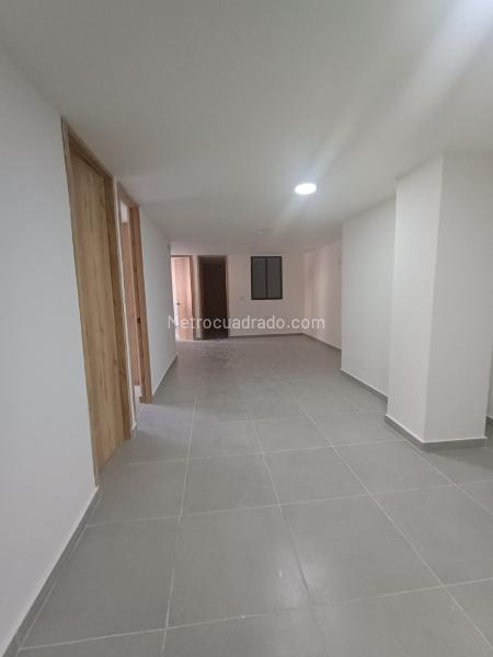 Charming 5BR Apartment in Buenos Aires - 3