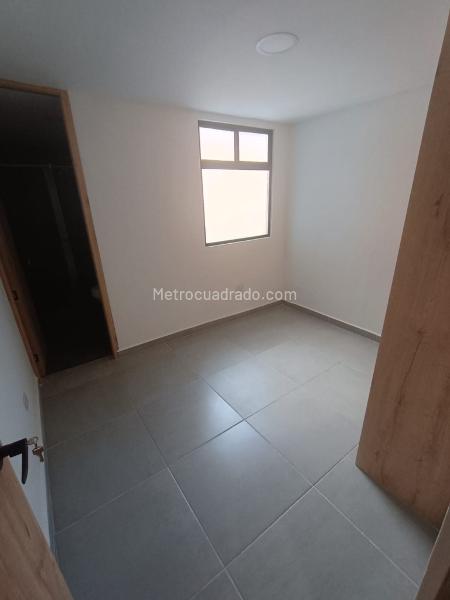 Charming 5BR Apartment in Buenos Aires - 4