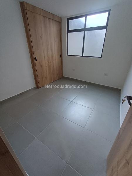 Apartamento de 2 Alcobas en Buenos Aires cerca a la Estación Bicentenario - 2