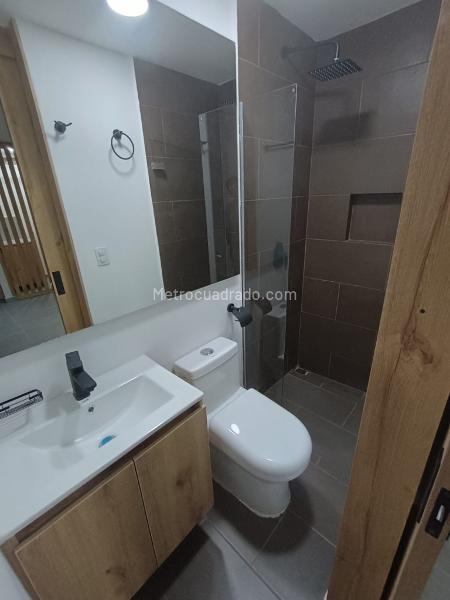 Apartamento de 2 Alcobas en Buenos Aires cerca a la Estación Bicentenario - 4