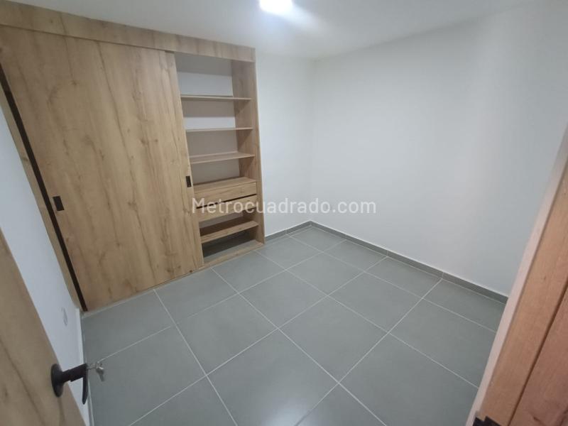 3BR Apartment in Buenos Aires with Balcony and 2 Baths - 5