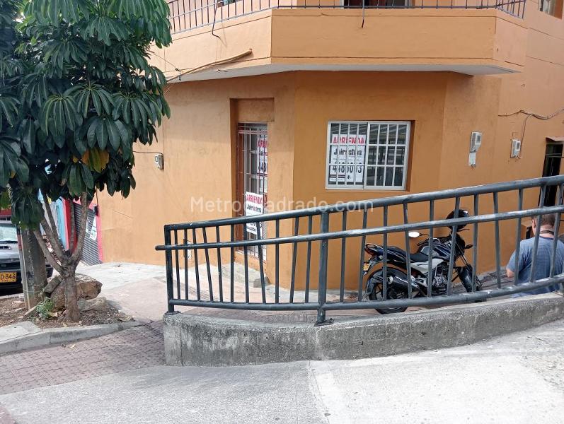 Casa en Arriendo en Manrique cerca a Metroplús