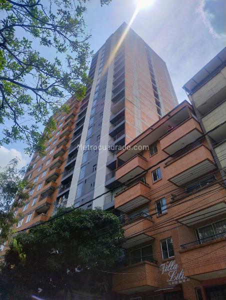 Cozy 2BR Apartment in Santa Lucia