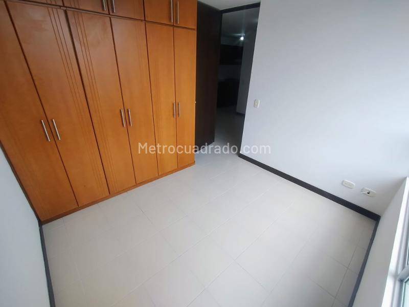 Apartamento Cómodo de 2 Alcobas en Santa Lucía - 9