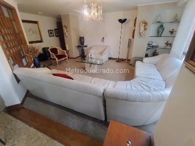 Apartamento en venta en El Poblado, Medellín · foto 3 de 17