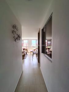 Apartamento de 2 alcobas en venta en Conquistadores, Medellín, 70 m² · foto 2 de 20