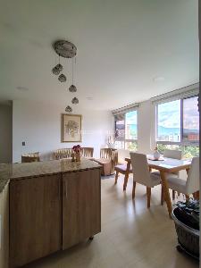 Apartamento de 2 alcobas en venta en Conquistadores, Medellín, 70 m² · foto 5 de 20