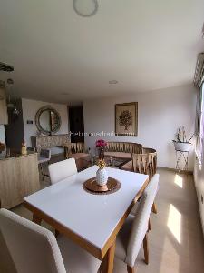 Apartamento de 2 alcobas en venta en Conquistadores, Medellín, 70 m² · foto 7 de 20