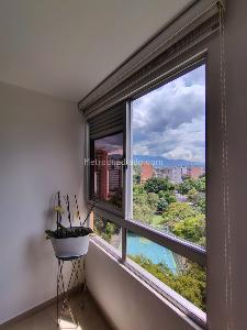 Apartamento de 2 alcobas en venta en Conquistadores, Medellín, 70 m² · foto 9 de 20