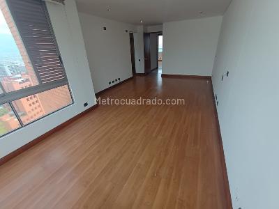 Apartamento en arriendo en El Poblado, Medellín · foto 8 de 20