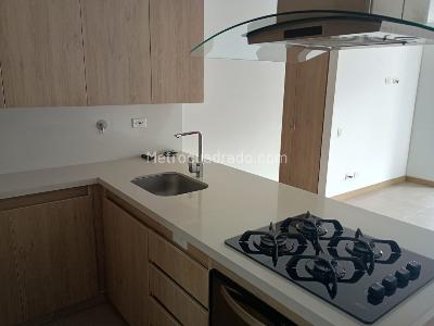Apartamento de 2 alcobas en arriendo en Las Palmas, Medellín, 70 m² · foto 3 de 15