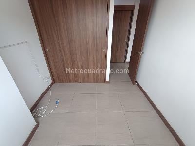 Apartamento de 3 alcobas en venta en Santa Ana, Bello, 79 m² · foto 15 de 20