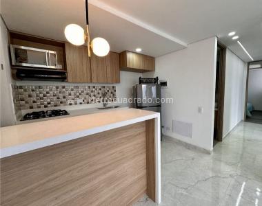 Apartamento en venta en Ditaires, Itagüí · foto 7 de 17