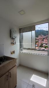 Apartamento de 3 alcobas en venta en Niquia, Bello, 62 m² · foto 8 de 20