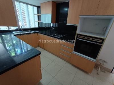 Apartamento de 3 alcobas en arriendo en Santa María De Los Ángeles, Medellín, 140 m² · foto 4 de 20