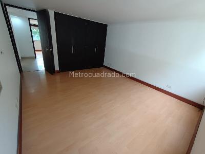Apartamento de 3 alcobas en arriendo en Santa María De Los Ángeles, Medellín, 140 m² · foto 8 de 20