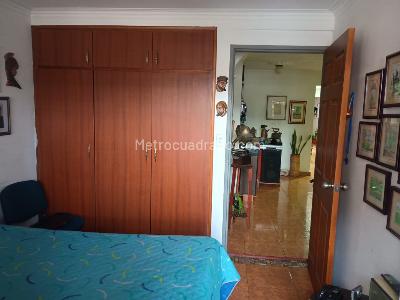 Casa de 3 alcobas en venta en La Castellana, Medellín, 255 m² · foto 9 de 19