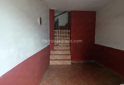 Casa de 3 alcobas en venta en La Castellana, Medellín, 255 m² · foto 16 de 19