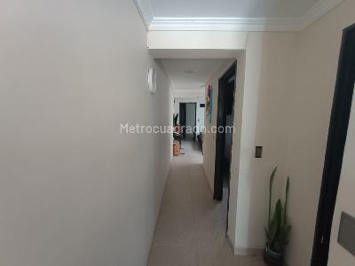 Apartamento de 2 alcobas en venta en Cristobal, Medellín, 55 m² · foto 5 de 12