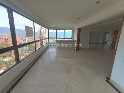 Apartamento de 4 alcobas en arriendo en Los Naranjos, Medellín, 410 m² · foto 17 de 20