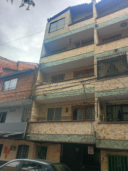 Piso – Bello - Vista 2