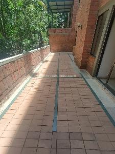 Apartamento de 2 alcobas en arriendo en El Poblado, Medellín, 90 m² · foto 13 de 20