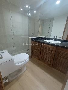 Apartamento de 2 alcobas en arriendo en El Poblado, Medellín, 90 m² · foto 14 de 20